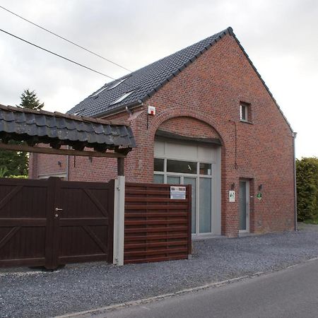 Le gîte de la Reine de Hongrie Soignies Extérieur photo